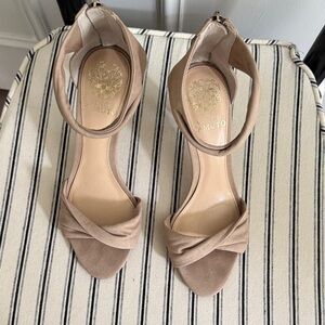 Vince Camuto Women's Beige suede Twist Heels